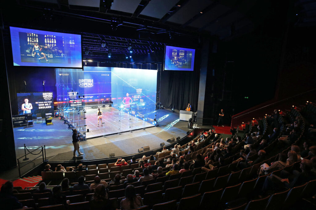 A packed crowd at Birmingham Rep watches RD3 of the British Open.